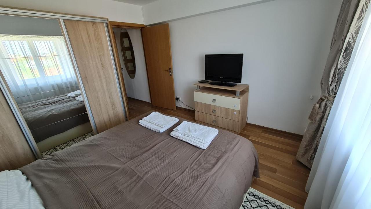 Vs Central Apartment Otopeni Exterior foto